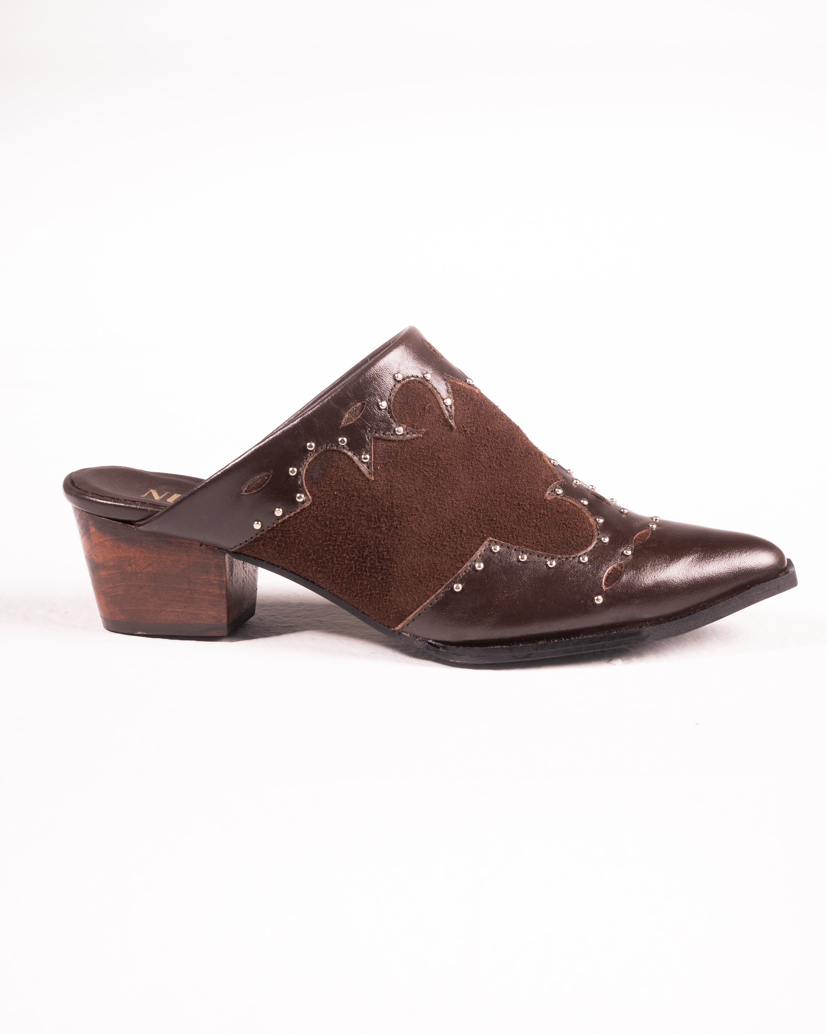 Brooklyn Stud Brown Mule – Nucci.eg