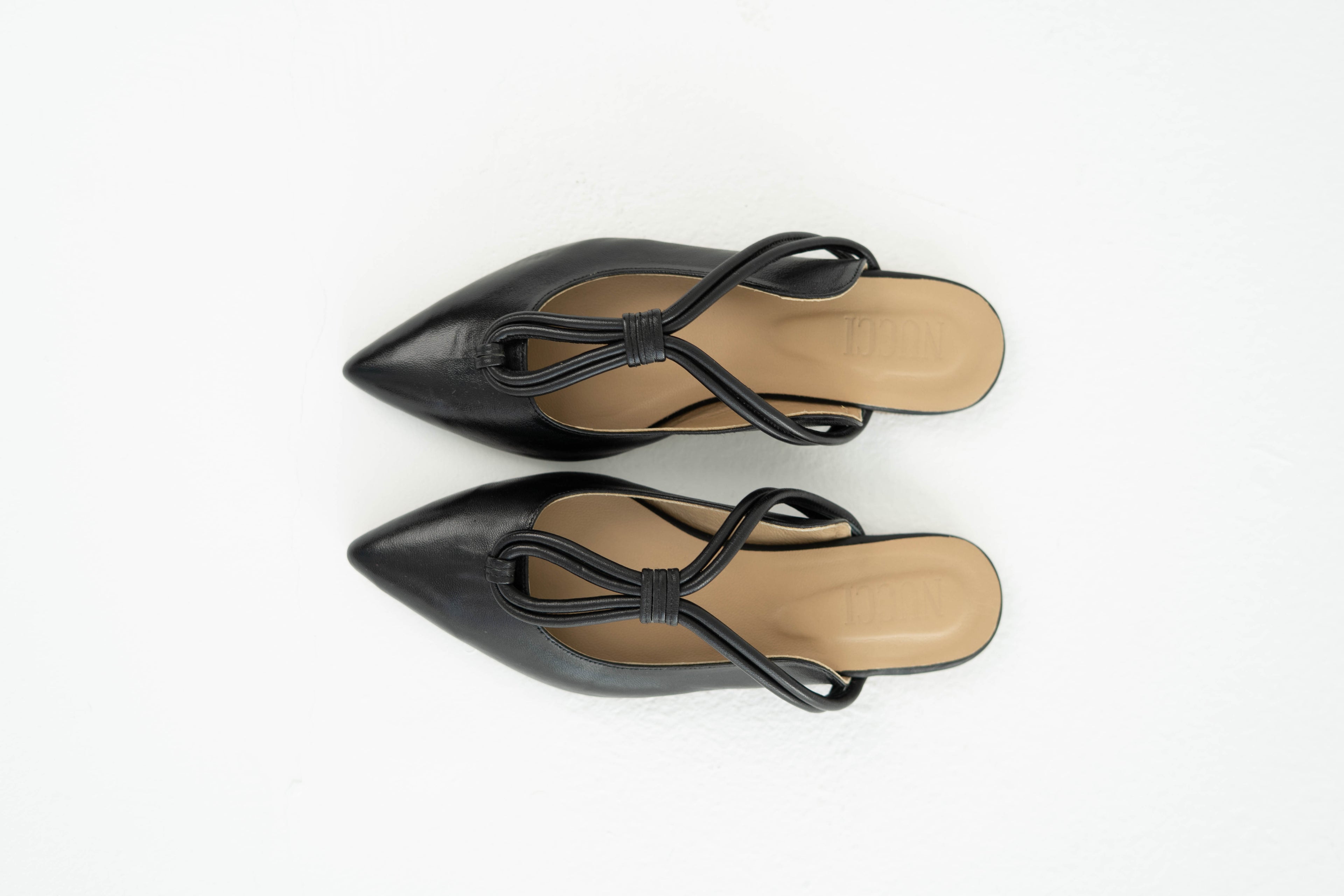 Camelia Mule Black