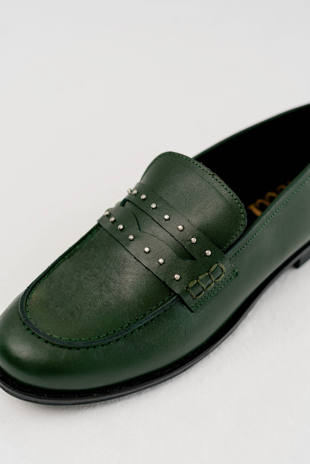 Clara stud loafer Olive